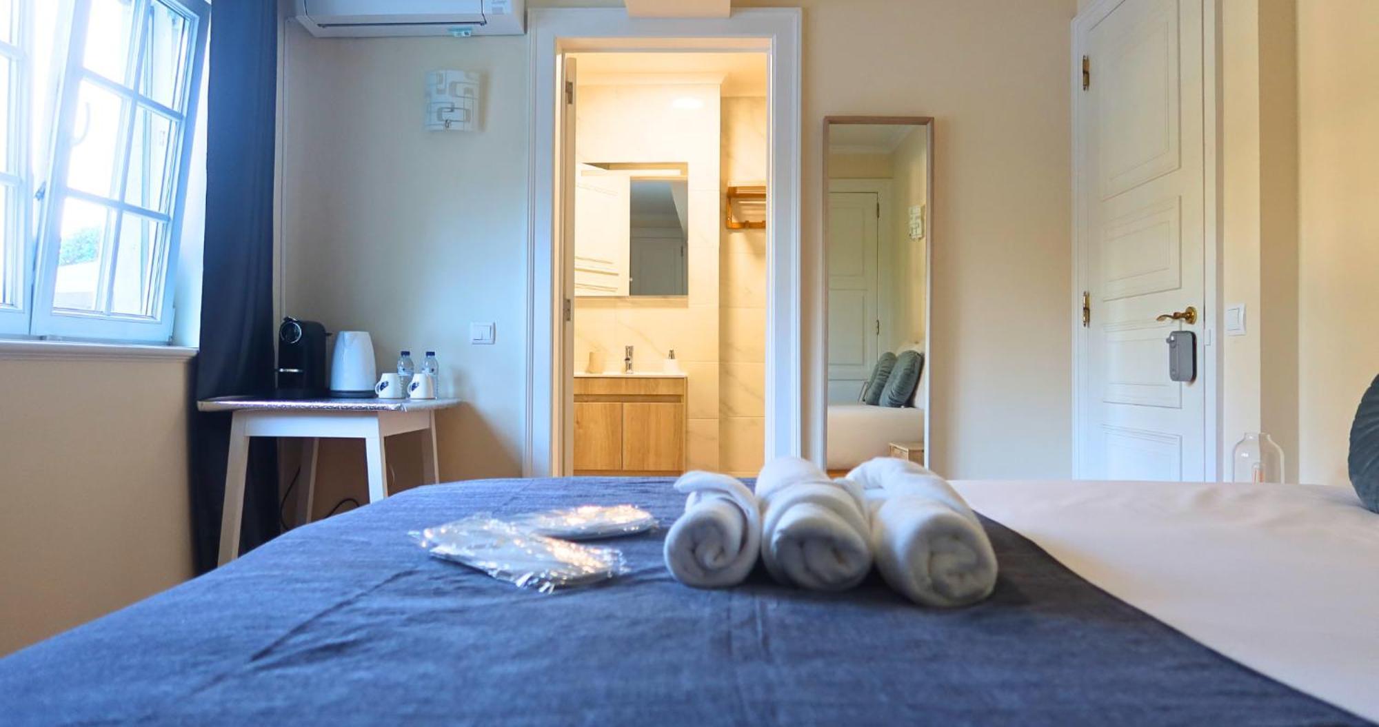 Art 4 You Carcavelos Suites Eksteriør billede