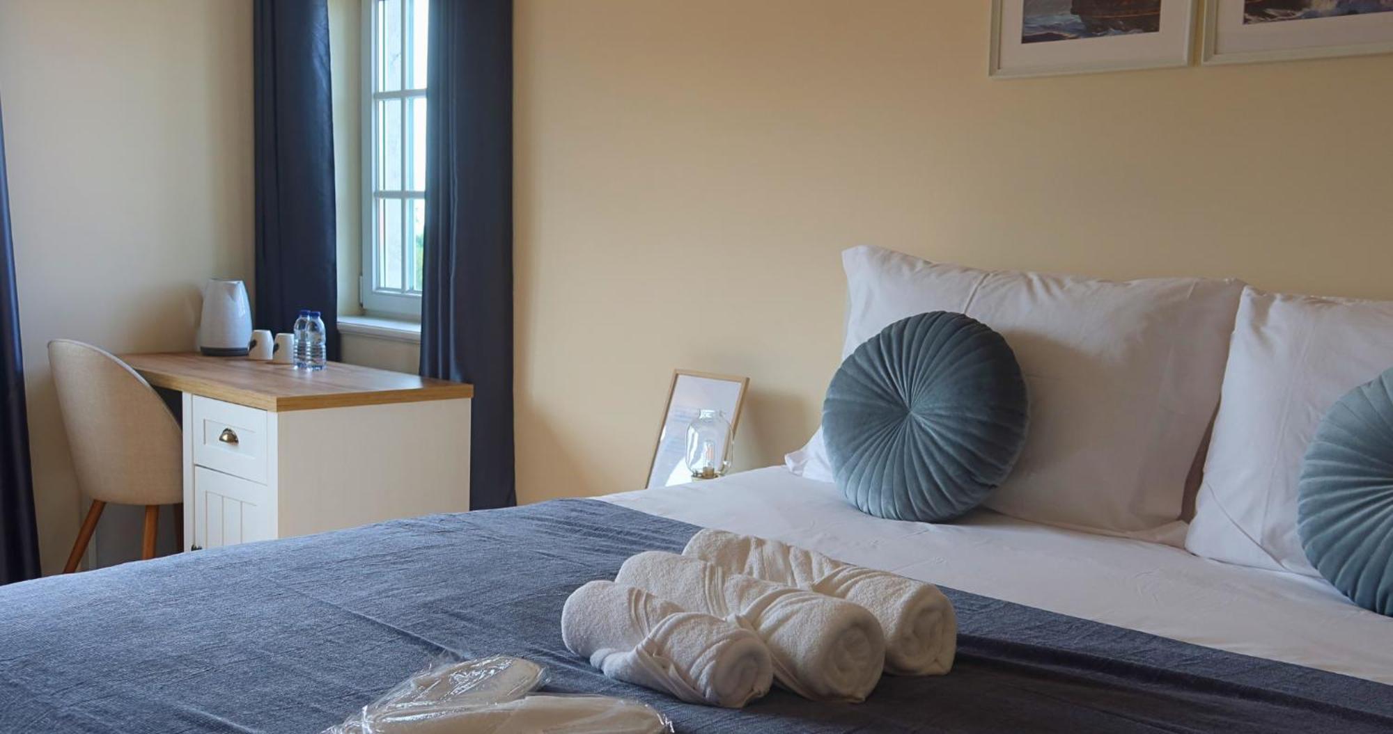 Art 4 You Carcavelos Suites Eksteriør billede